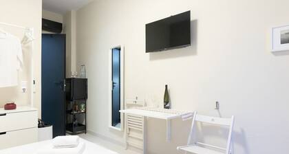 Astra Beach Studio 1