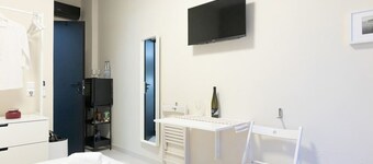 Astra Beach Studio 1