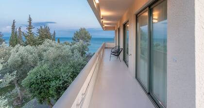 Astra Beach Studio 3