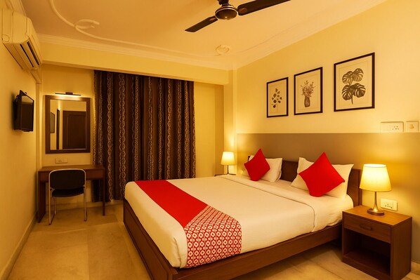 In-room safe, desk, laptop workspace, soundproofing