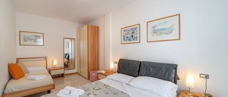 3 makuuhuonetta, Wi-Fi, vuodevaatteet