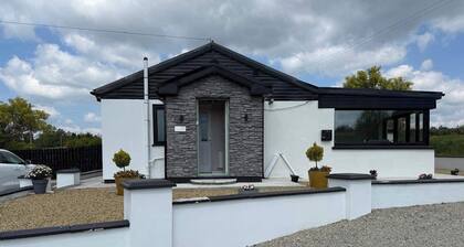 Cherry Chirp Cottage in County Fermanagha