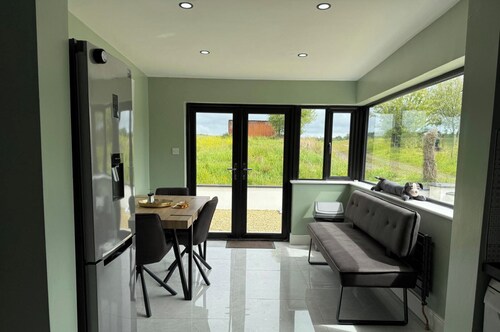 Cherry Chirp Cottage in County Fermanagha