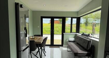 Cherry Chirp Cottage in County Fermanagha