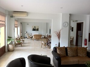 Living area - Hotel Magnolia (Istiaia-Aidipsos)