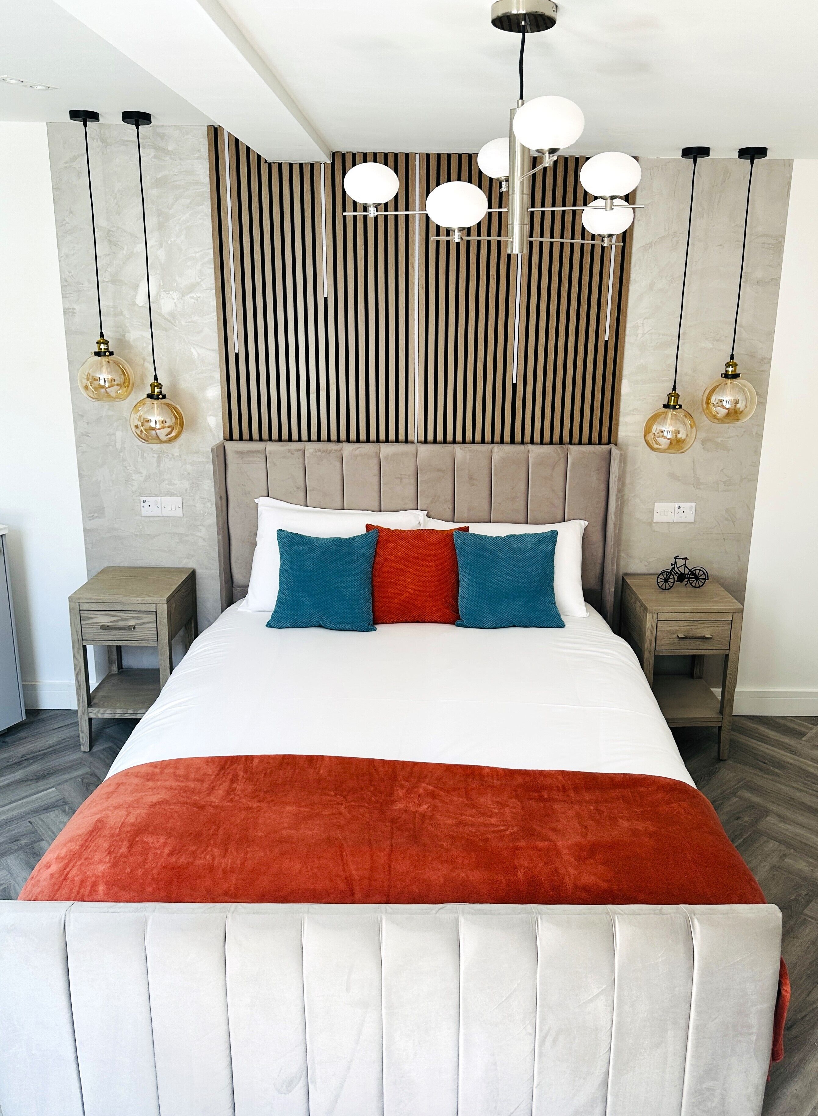 Premium Studio Suite, 1 Queen Bed, Garden View | Desk, laptop workspace, iron/ironing board, free WiFi