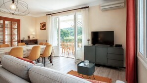 Unclassified image, 4 of 26, button - Beautiful home in Sablet (Sablet)