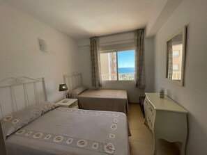 2 soveværelser, strygejern/strygebræt, sengetøj
