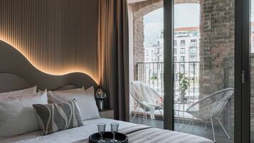 Design Apartment | 2 bedrooms, individually decorated, individually furnished