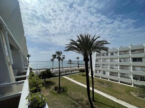 Property grounds - TERRASOL ISIS 3ª DUPLEX (Caleta de velez)