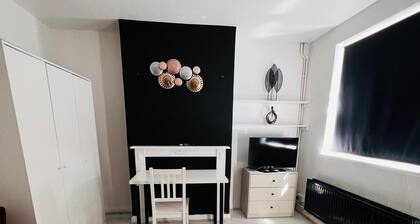 Nest And Limited
