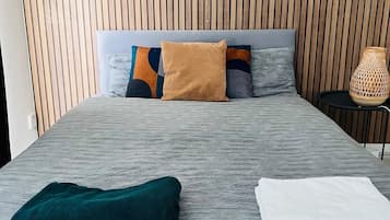 Comfort Double Room | In-room safe, desk, laptop workspace, iron/ironing board