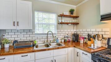 Nhà (2 Bedrooms) | Nội thất