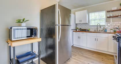 5 Mi to Dtwn Tulsa: Pet-friendly Home!
