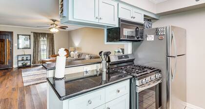 Pool Access: Energy Corridor Townhome in Houston!