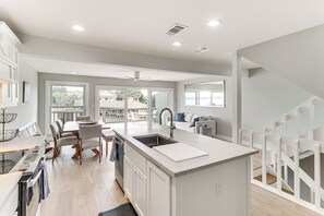 Apartment (3 Bedrooms) | Interior - Private Boat Dock: Horseshoe Bay Lakefront Retreat (Horseshoe Bay)