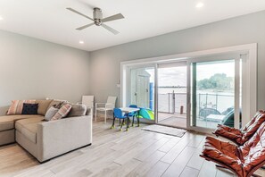 Apartment (3 Bedrooms) | Interior - Private Boat Dock: Horseshoe Bay Lakefront Retreat (Horseshoe Bay)