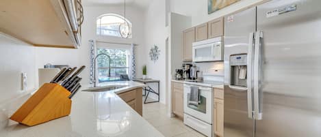單棟房屋 (4 Bedrooms) | 內部