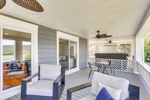 House (4 Bedrooms) | Interior