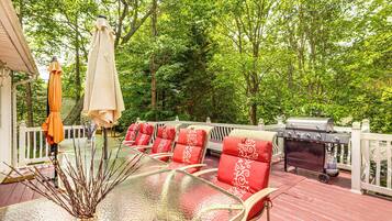 House (4 Bedrooms) | Front of property