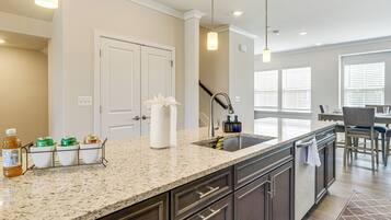 Apartment (3 Bedrooms) | Interior