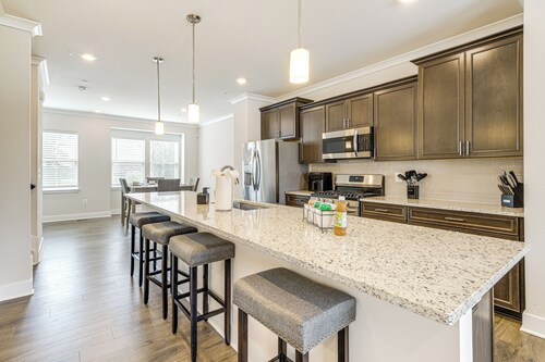 Fenced Yard: Spacious Southern Maryland Townhome!