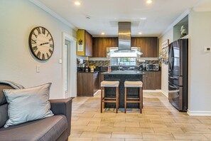Casa (2 Bedrooms) | Interior