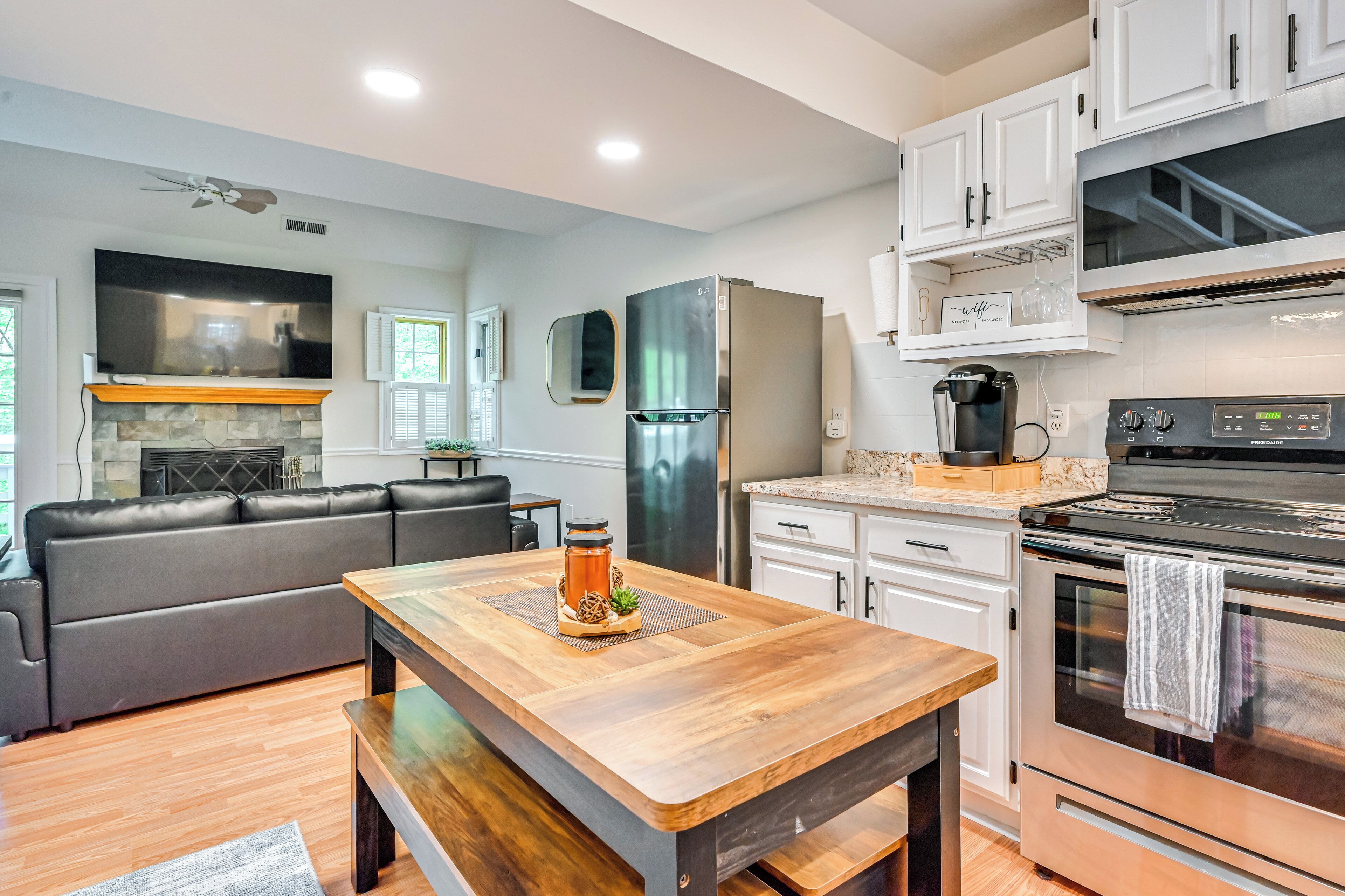 Apartment (0 Bedroom) | Interior