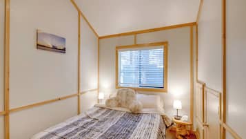 House (1 Bedroom) | Interior
