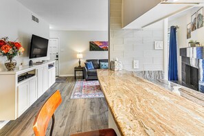 ์ํํธ (1 Bedroom) | ๋ด๋ถ