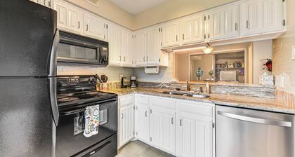 Cozy 2-story Condo Near Galleria in North Dallas!