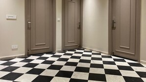Reception - Raahgir Suites (Noida)