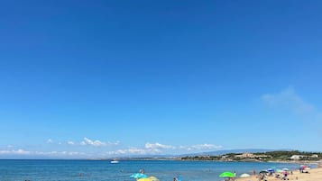 Spiaggia privata nelle vicinanze, sabbia bianca