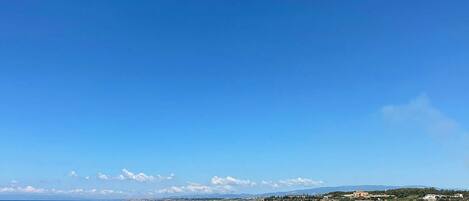 Private beach nearby, white sand