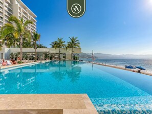 Apartment, Accessible - Oceanfront Studio With Private Beach - Pools (Puerto Vallarta)