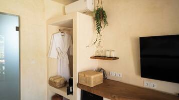 Doppia Junior | Minibar, una cassaforte in camera, con stile personalizzato