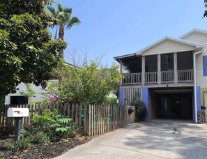 Exterior - Introducing: Budget-friendly Jasmine Loft for 6! (Tybee Island)