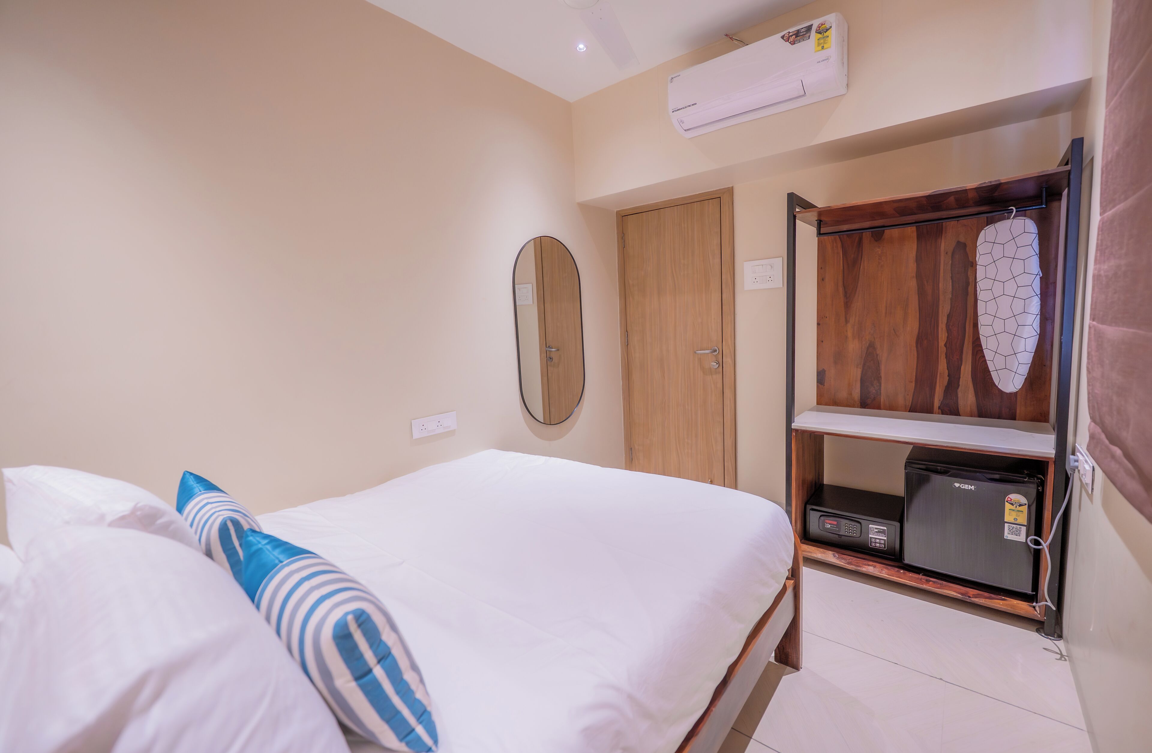 Superior Studio, 2 Bedrooms, Non Smoking, City View | In-room safe, desk, laptop workspace, iron/ironing board