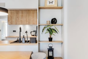 Apartment, 2 Bedrooms, Kitchen, City View | Private kitchen | Full-sized fridge, microwave, oven, stovetop