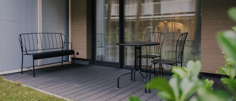 Studio (7B) | Terrace/patio
