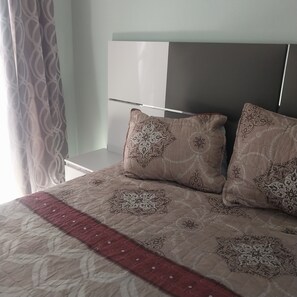 2 bedrooms, iron/ironing board