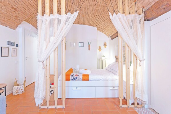 1 chambre, fer et planche à repasser, Wi-Fi, draps fournis