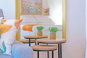 1 chambre, fer et planche à repasser, Wi-Fi, draps fournis