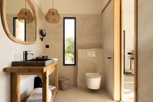 Suite clásica, baño privado, vistas al mar (piscine privée) | Baño
