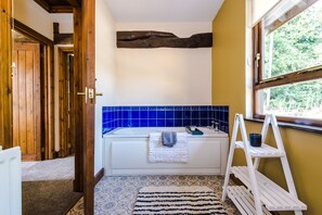 Cottage | Badkamer | Een douche