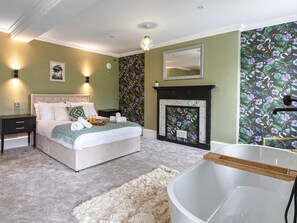 9 bedrooms, individually decorated, individually furnished, free WiFi - Snowdonia Manor (Dolgellau)