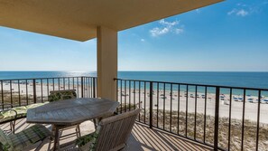 Condo, 3 Bedrooms | Outdoor dining - Phoenix Iii 3059 3 Bedroom Condo (Orange Beach)