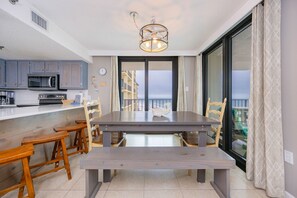 Condo, 3 Bedrooms | Dining
