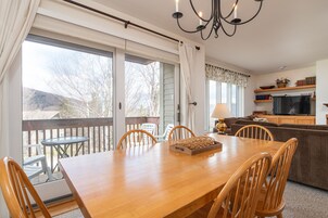 Apartamento, 2 habitaciones | Restauración