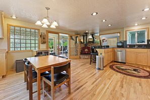 Casa, 3 habitaciones | Restauración